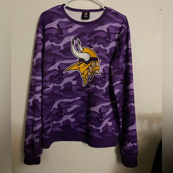 NFL Tops - Minesota Vikings crew neck pullover NFL team sweater football purple camo